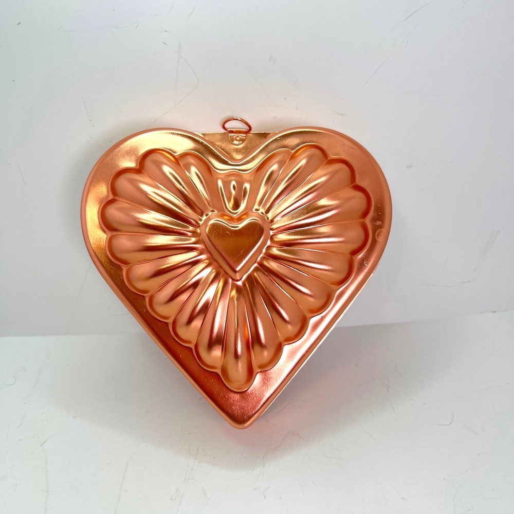 Vintage Heart Shaped‎ Copper Tone Aluminum Cake Gelatin Mold Wall Hanging Decor